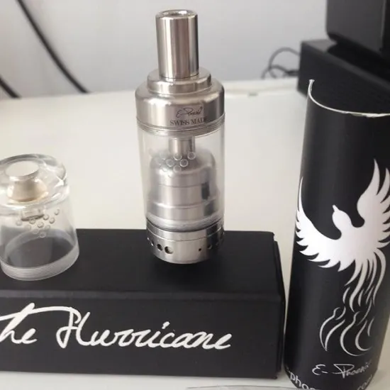 The Hurricane V1 JR. MTL RTA Atomizer The Hurricane RTA Atomizer